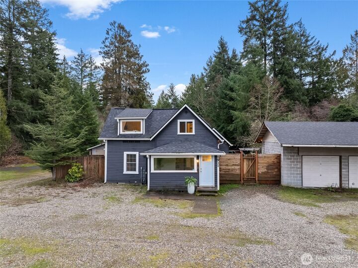Property Photo:  1911  Sidney Avenue  WA 98366 