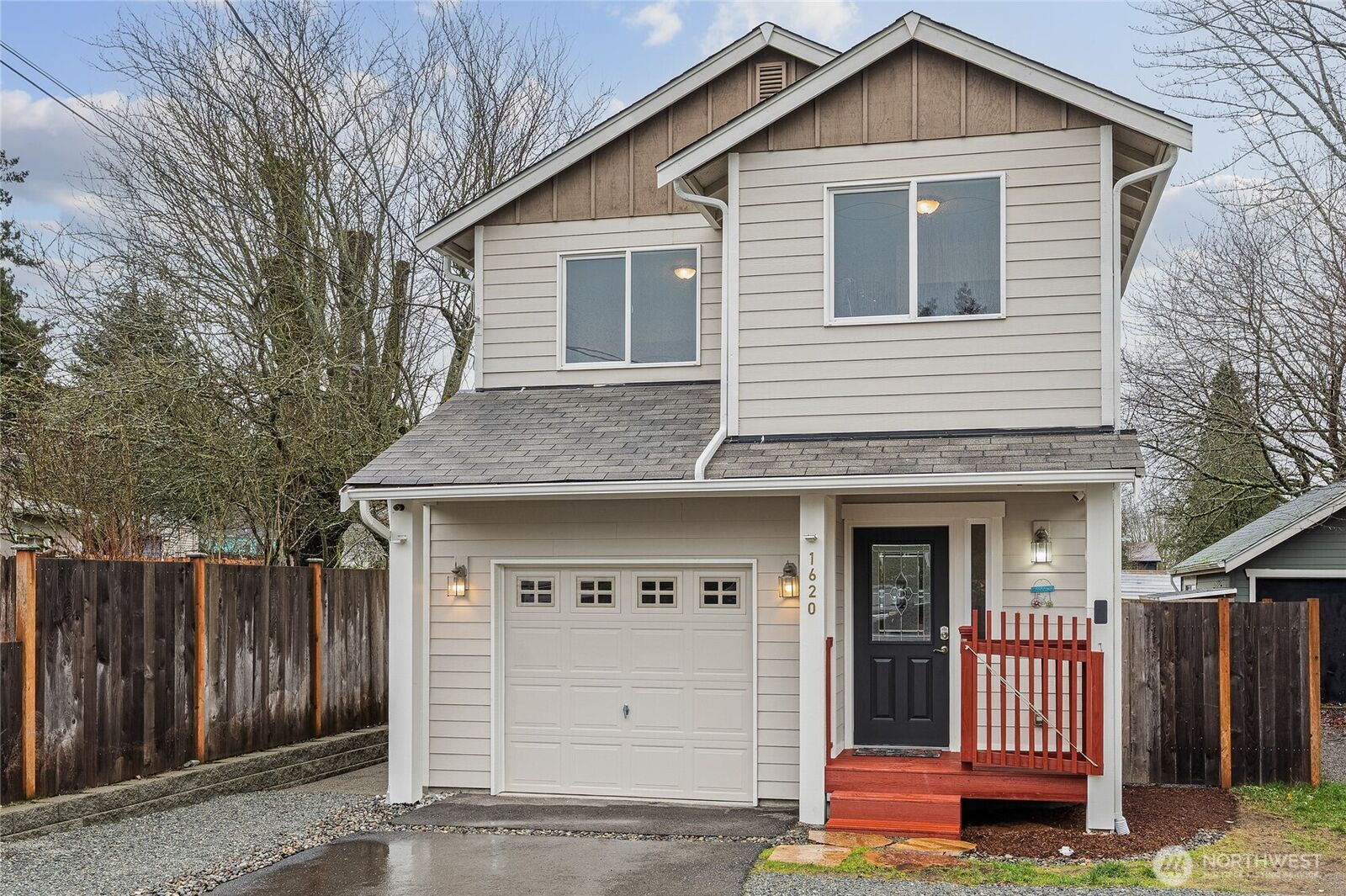 Property Photo:  1620 S 124th Street  WA 98168 