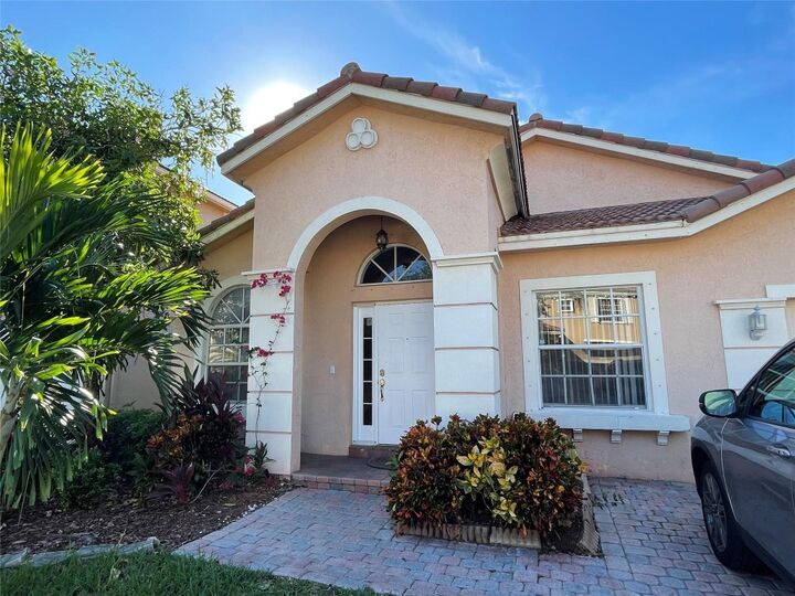 Property Photo:  932 NW 126th Terrace  FL 33071 