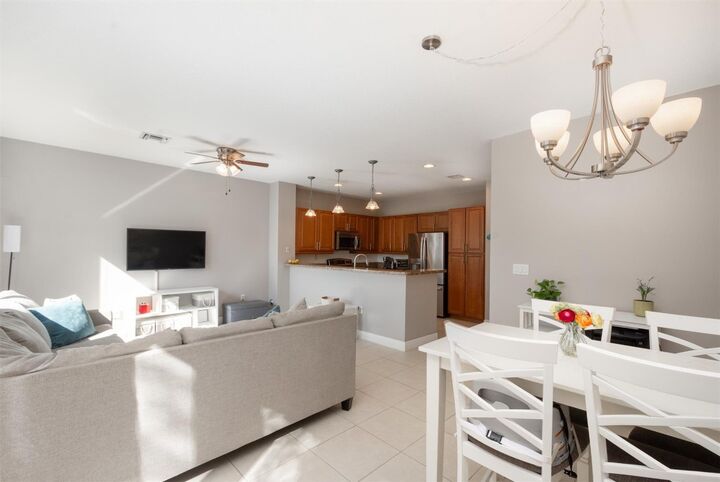 Property Photo:  1638 SW 33rd Court  FL 33315 