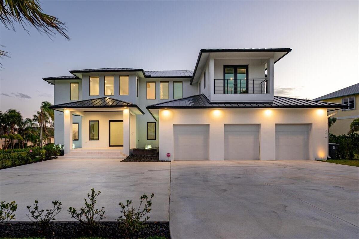 Property Photo:  3316 SE River Vista Court  FL 34952 