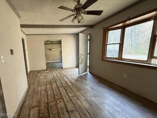 Property Photo: 939 Coachpoint Rd VA 23071