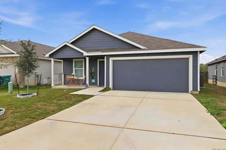 Property Photo:  13415 Turnesa  TX 78221 