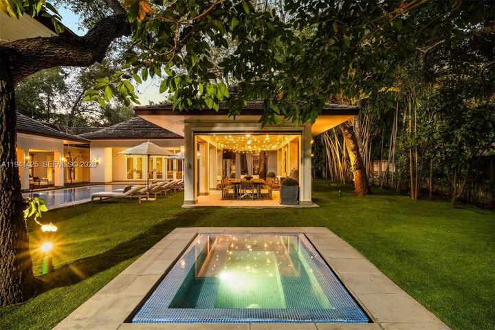 Property Photo: 4100 Kiaora St FL 33133