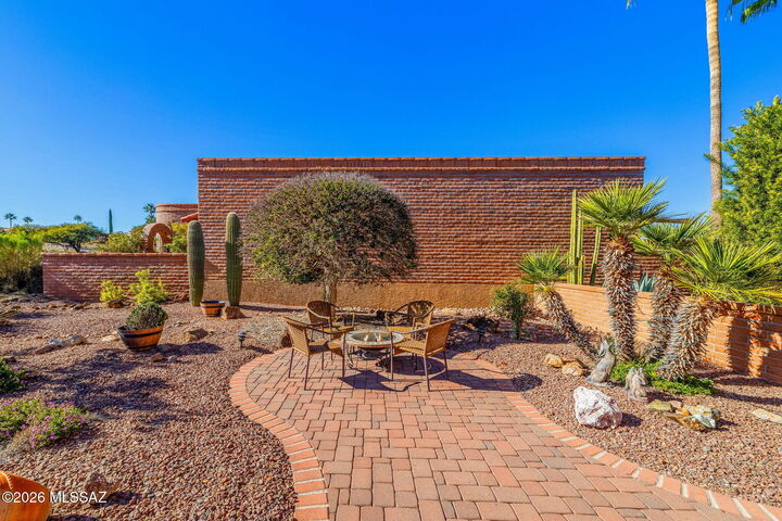 Property Photo:  972 W Camino Urbano  AZ 85622 