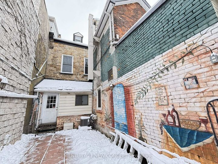 Photo de la propriété:  146 James Street S  ON L8P 3A2 