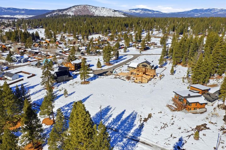 Property Photo:  16365 Havern Hill Court  CA 96161 