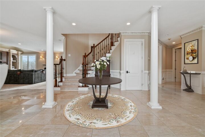 Property Photo:  470 Four Lakes Dr  PA 15044 