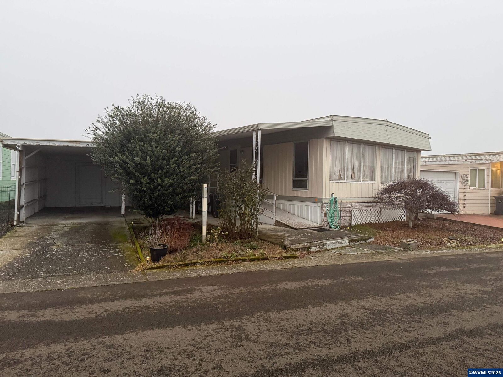 Property Photo:  5660 44th Av NE  OR 97305 