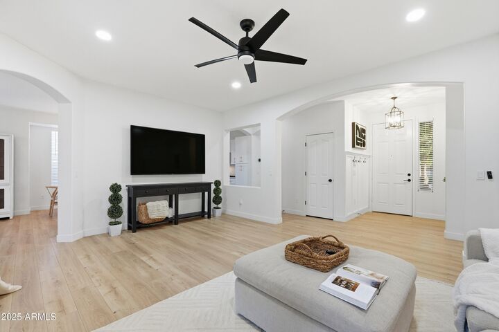 Property Photo: 9614 E Keats Avenue AZ 85209