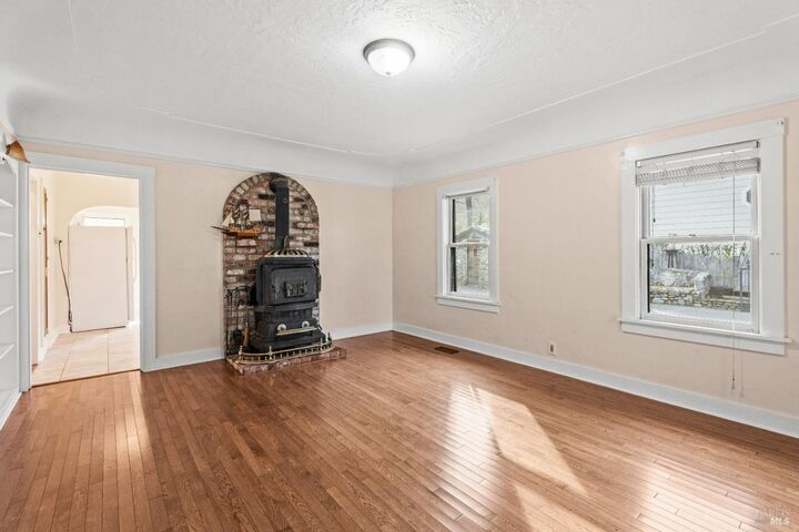 Property Photo:  1105 W Church Street  CA 95482 