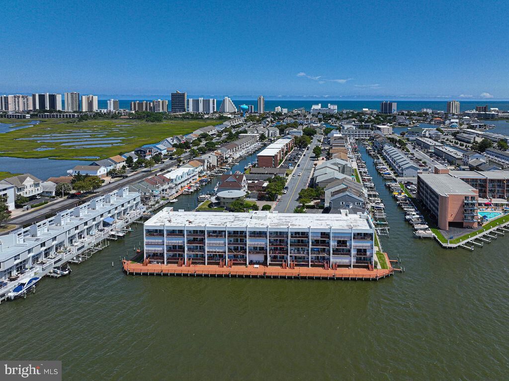 Property Photo:  745 Mooring Road 105  MD 21842 
