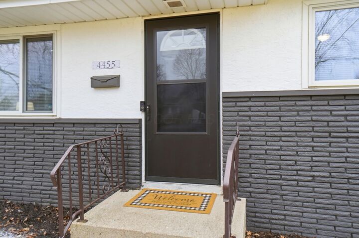 Property Photo: 4455 Kenfield Road OH 43224
