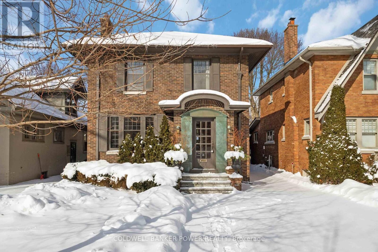 Photo de la propriété: 402 Victoria Street ON N5Y 4A9