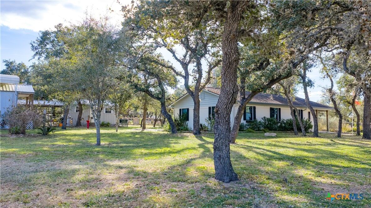 Property Photo:  1374 Bego Road  TX 77963 
