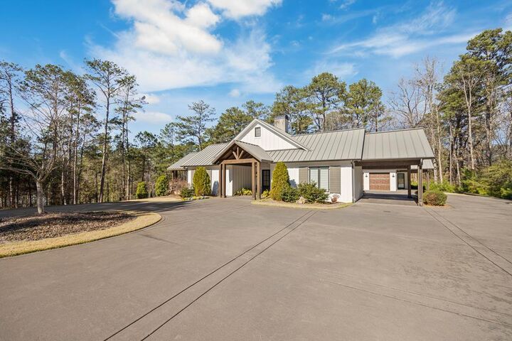 Property Photo: 8732 Creekrise Drive GA 31904