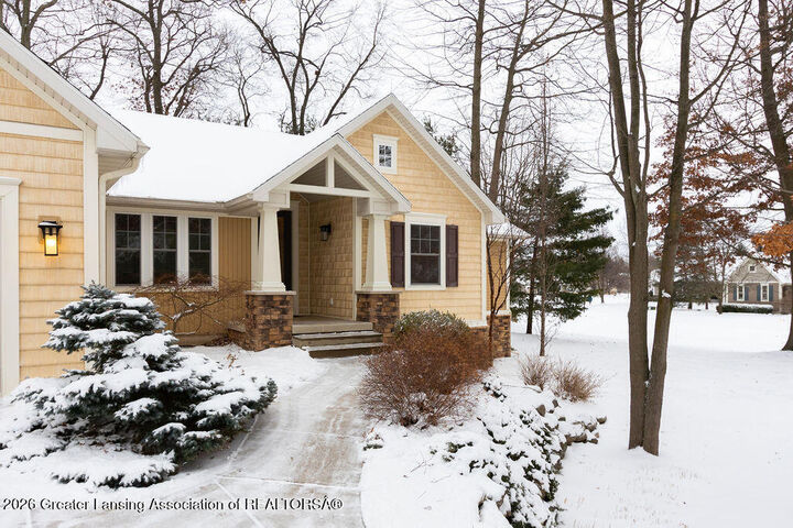 Property Photo:  15100 Mulligan Drive  MI 48808 