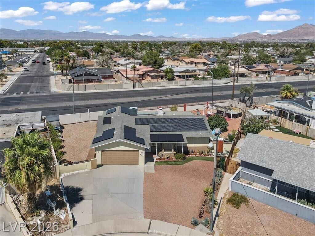 Property Photo:  3318 Bancroft Circle  NV 89121 