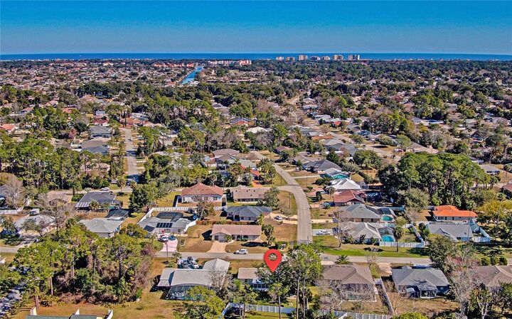 Property Photo: 142 Foster Lane FL 32137