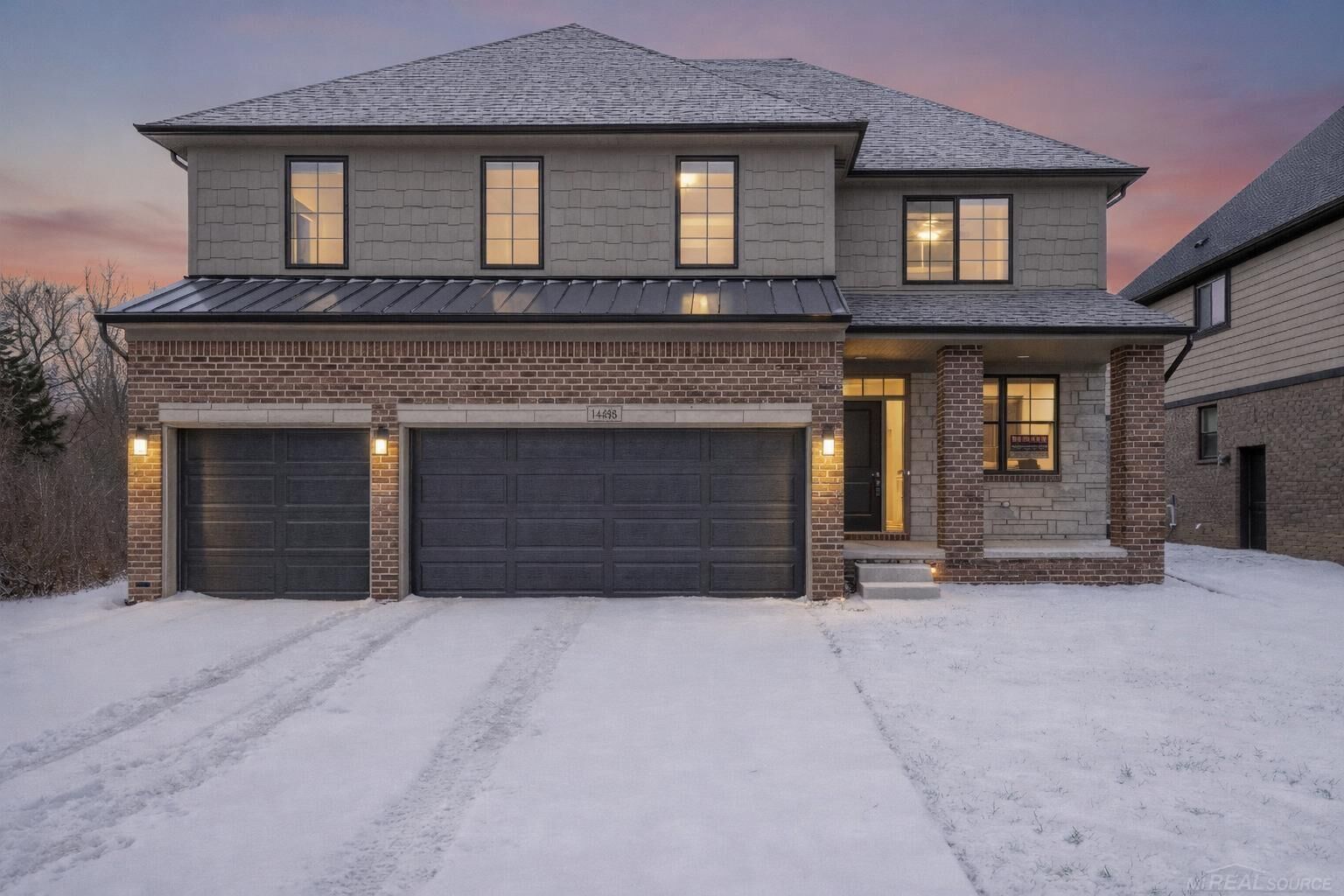 Property Photo:  14686 Eleanor Drive  MI 48312 