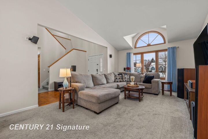 Property Photo:  8044 Creston Drive  MI 48623 