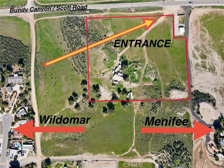 Property Photo: 25099 Bundy Canyon CA 92584