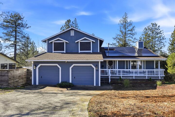 Property Photo: 1946 Blue Bell Court CA 95614