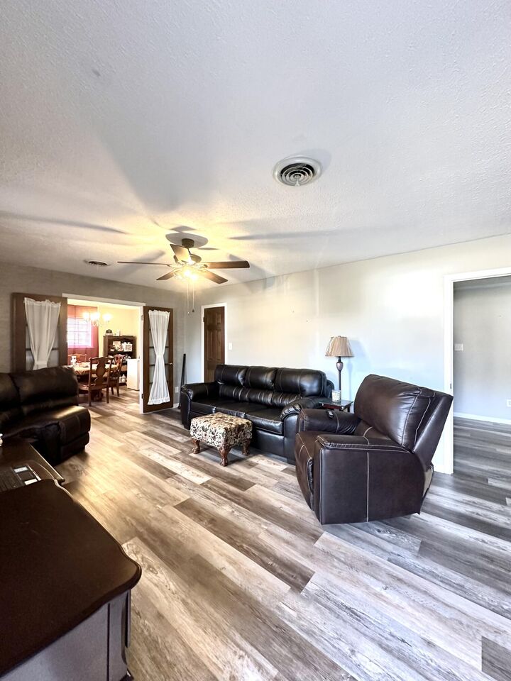 Property Photo:  1009 Taft Street  MS 38801 