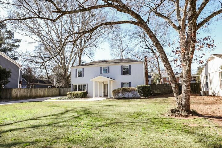 Property Photo:  375 Best Drive  GA 30601 