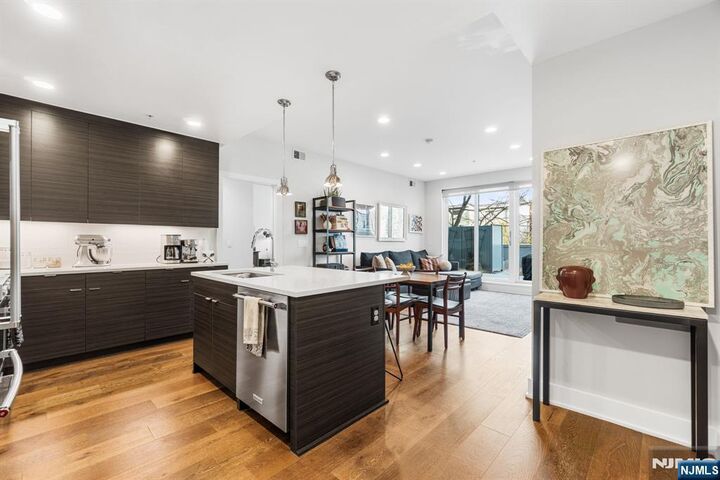 Property Photo:  502 Palisade 203  NJ 07307 