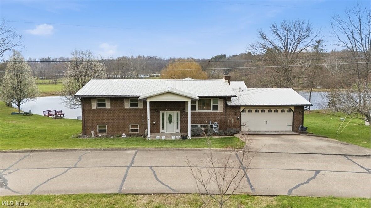 Property Photo:  20 Mustang Acres  WV 26104 