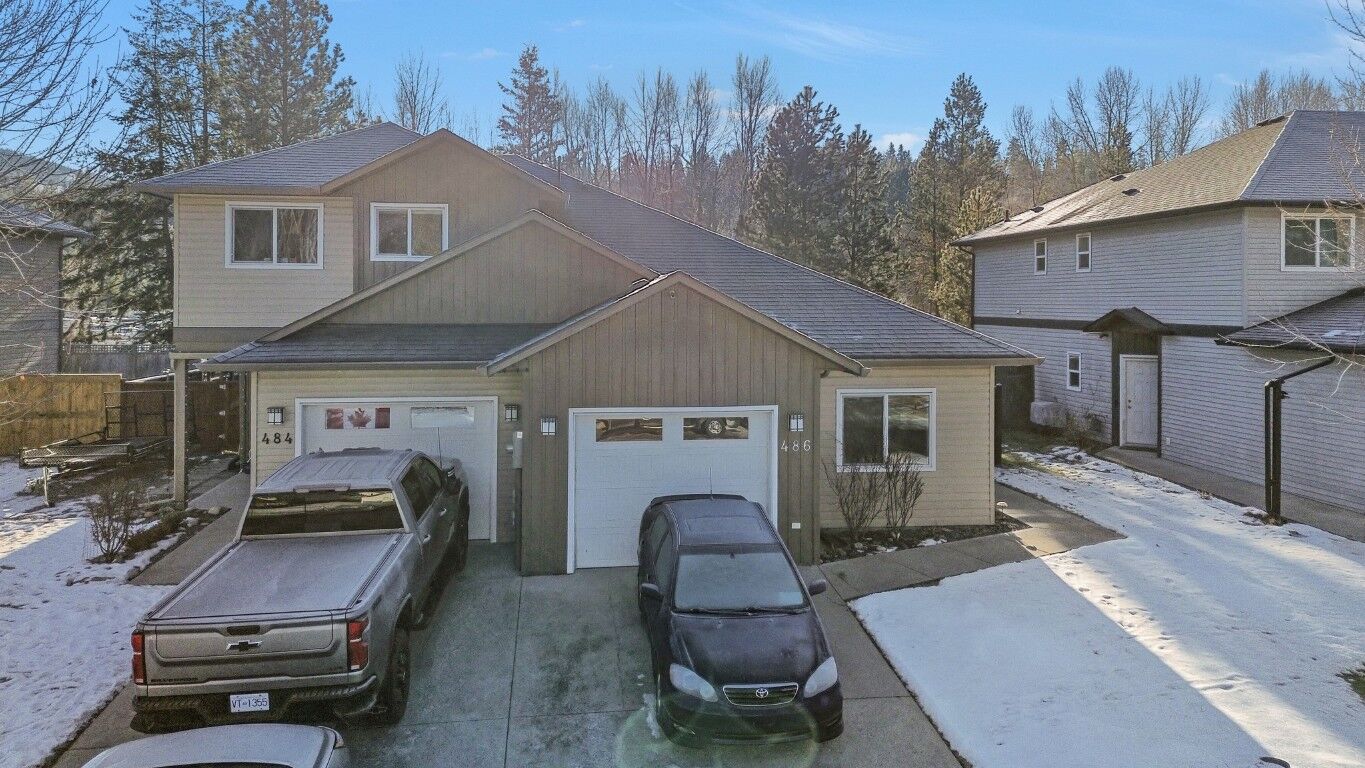 Photo de la propriété:  486 Similkameen Avenue  BC V0X 1W0 