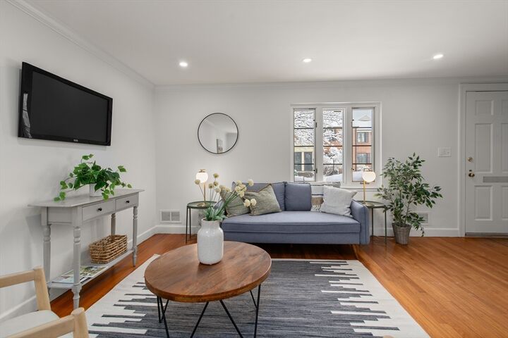 Property Photo:  314 Lexington Street 314  MA 02472 