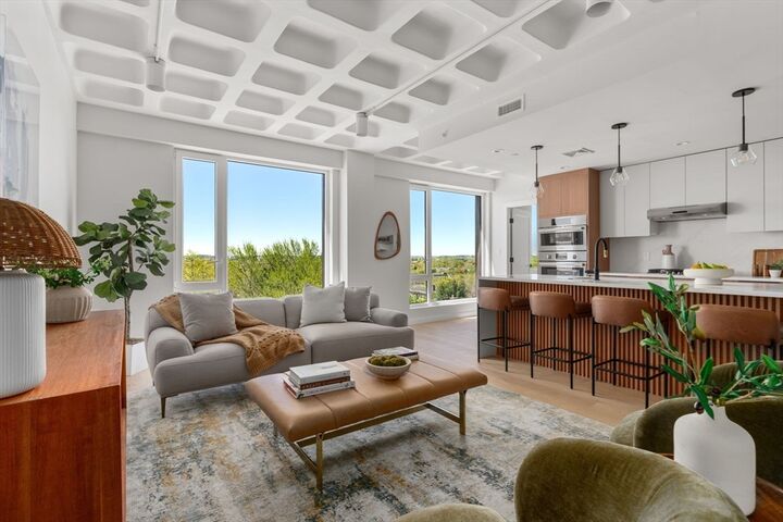 Property Photo:  125 Lowell Street 3B  MA 02143 