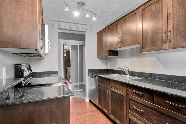 Photo de la propriété:  931 2 Avenue NW 302  AB T2N 0E7 