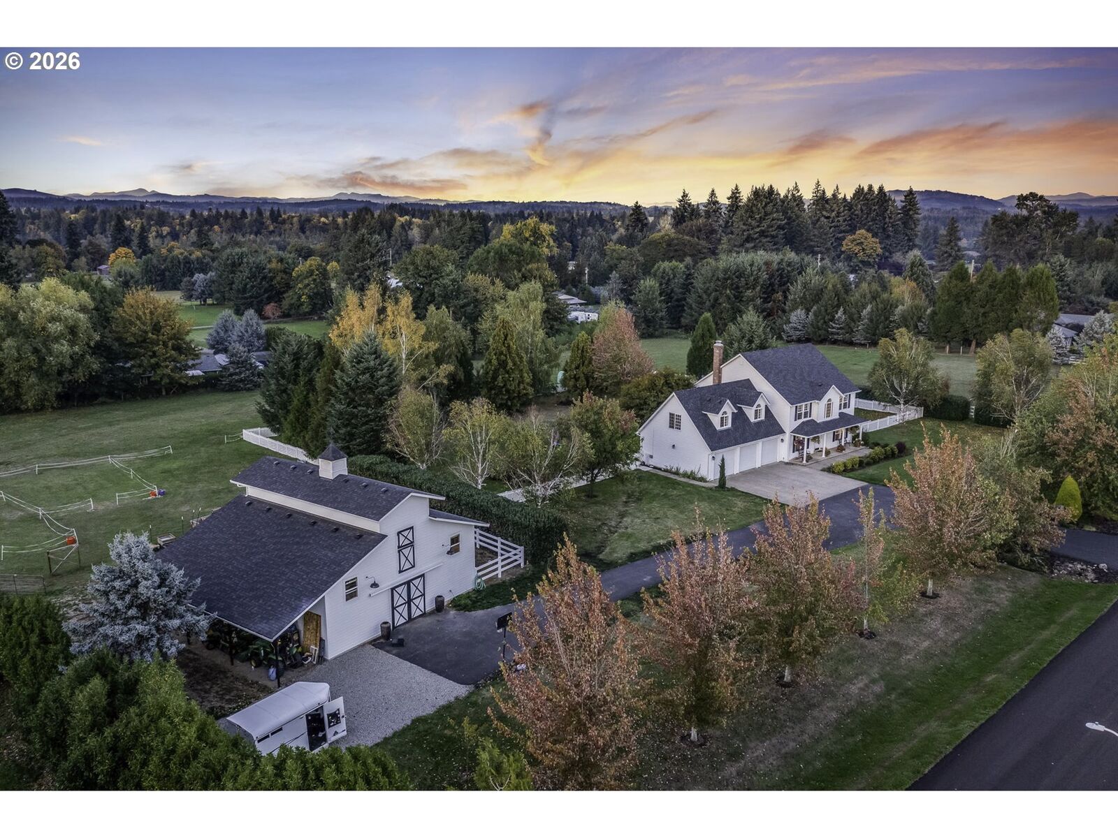 Property Photo:  6810 NE 252nd Way  WA 98604 