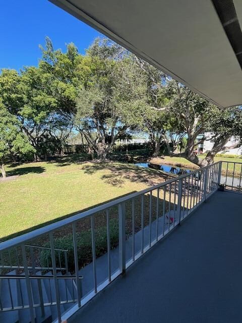 Property Photo: 432 Normandy Lane 432 FL 33484