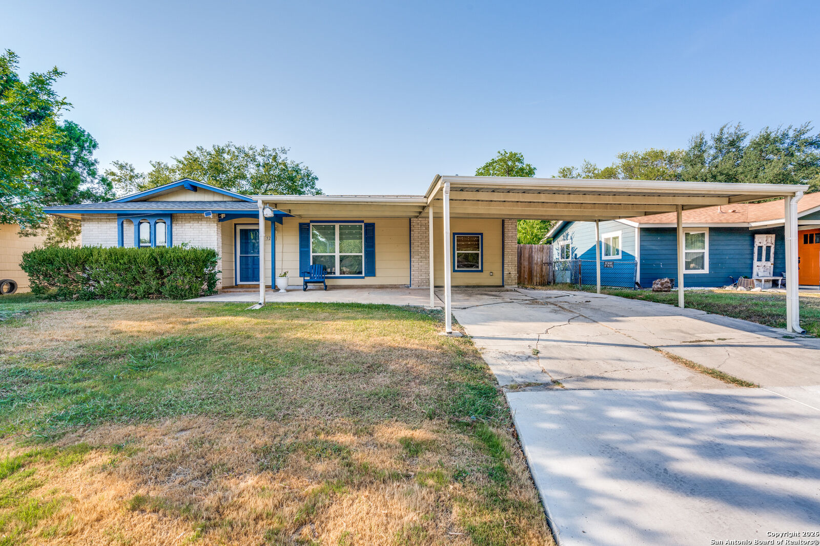 Property Photo:  5210 Foxcross  TX 78219 