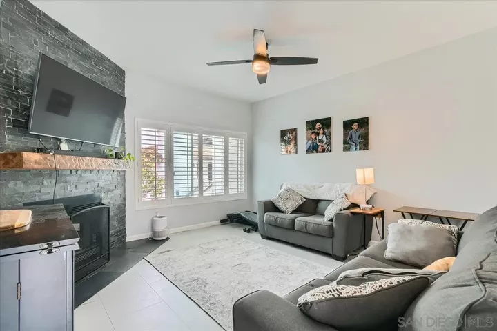 Property Photo: 9840 Shirley Gardens Dr 8 CA 92071