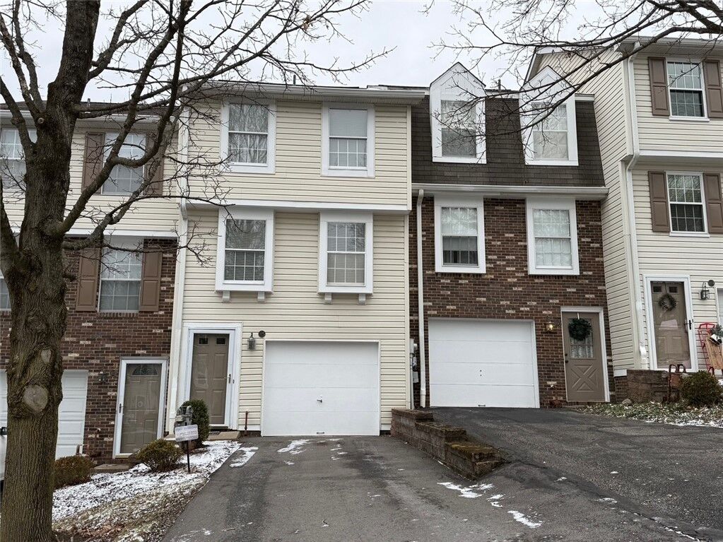 Property Photo:  115 Saxonwald Ln  PA 15234 