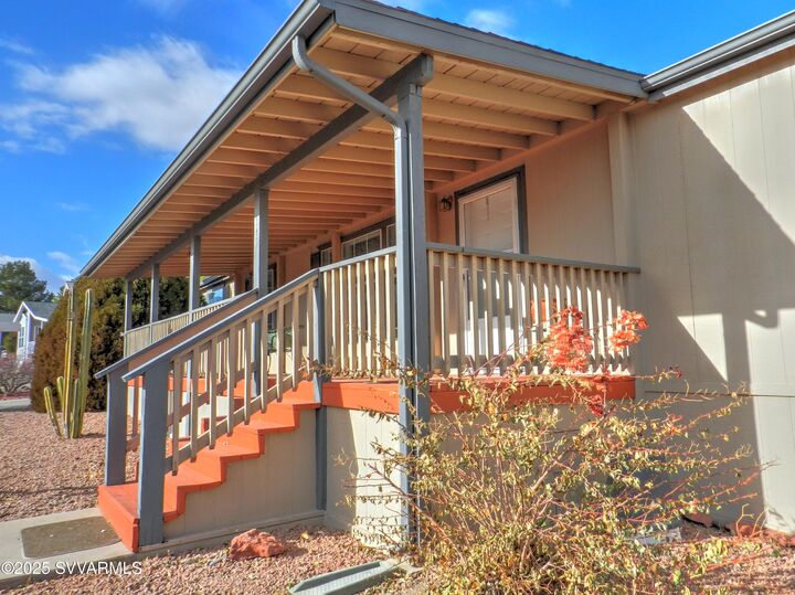 Property Photo: 2050 W State Route 89-A 149 AZ 86326