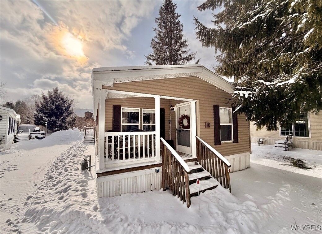 Property Photo:  10 Sun Up Holiday Park  NY 14731 