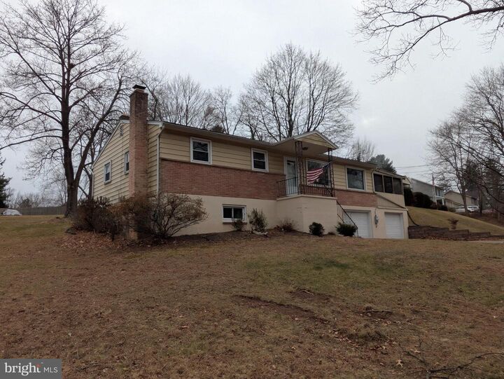 Property Photo:  504 Front Street  PA 17053 