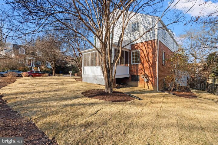 Property Photo:  399 Tennessee Avenue  VA 22305 