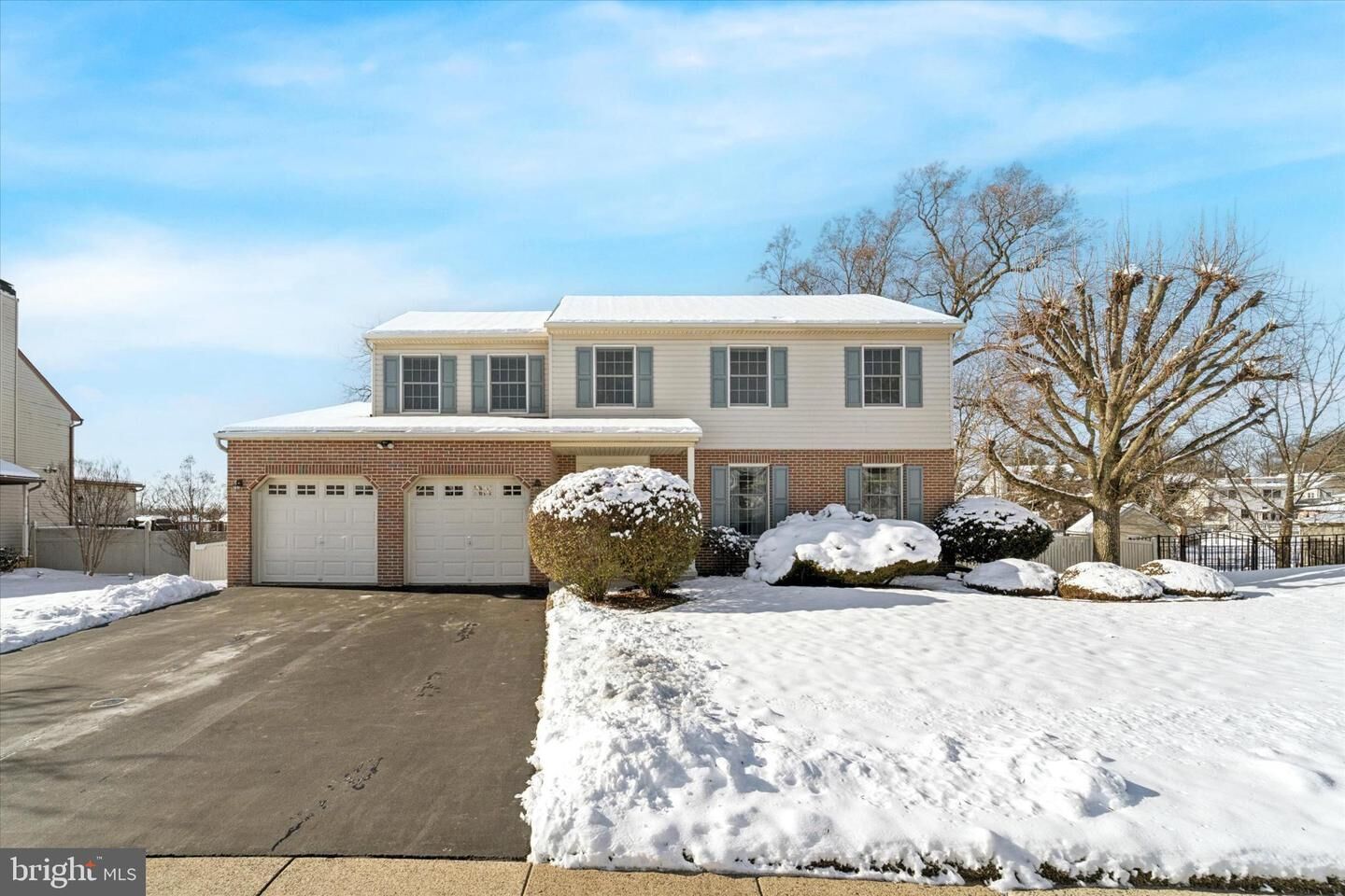 Property Photo: 956 Duxbury Drive PA 19047