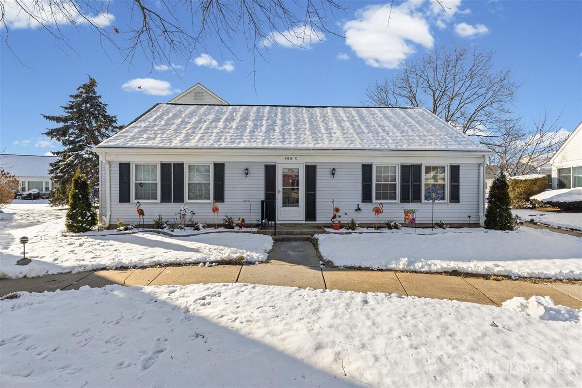 Property Photo:  468-C New Haven Way  NJ 08831 