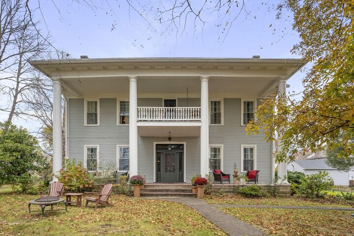 Property Photo:  75 Hill Street  OH 43138 