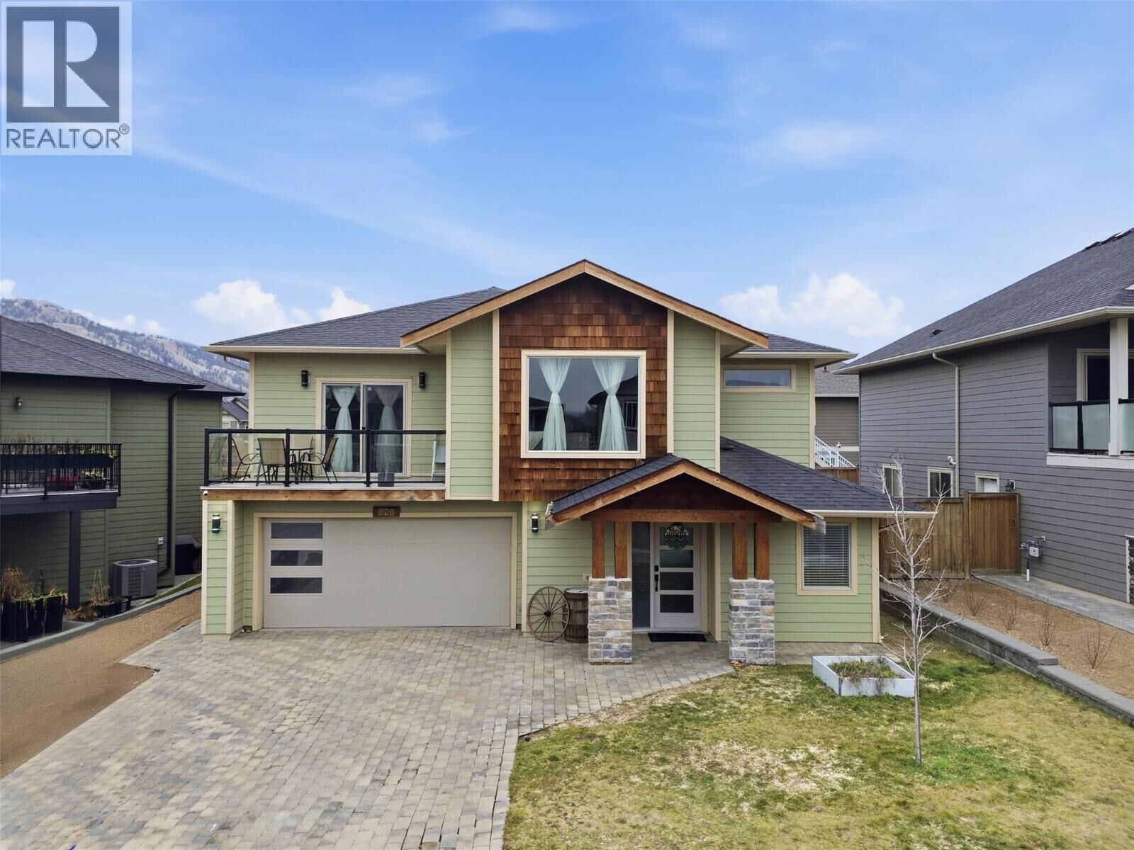 Property Photo: 632 Enzo Road BC V2B 0E6
