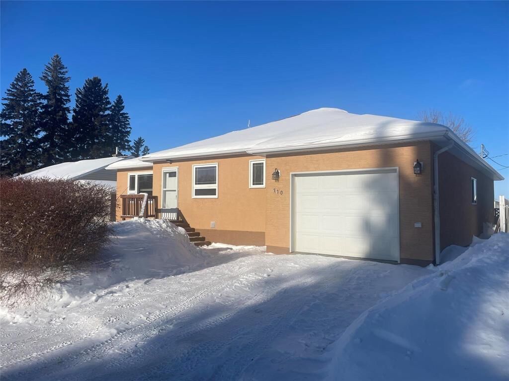Property Photo: 110 Batoche Avenue MB R0J 0X0