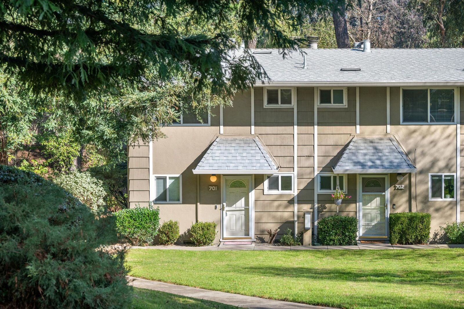 Property Photo:  394 Ilo Ln 701  CA 94526 